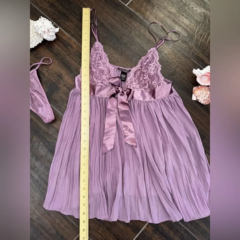 Victoria’s Secret Lavender Lace Babydoll Nightie Set– Size M